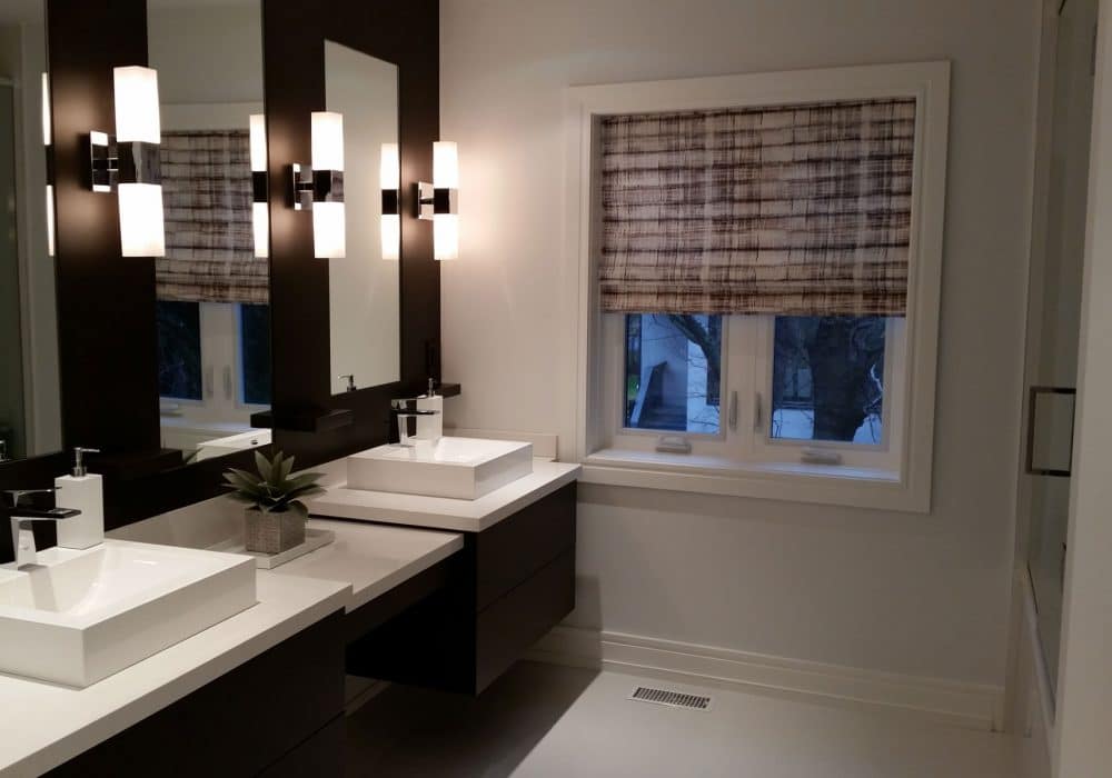 Advantages of Roman Shades Over Drapes